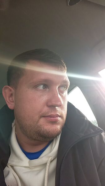  ,   Denis, 33 ,   ,   