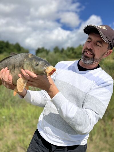  ,   Igor, 44 ,   ,   