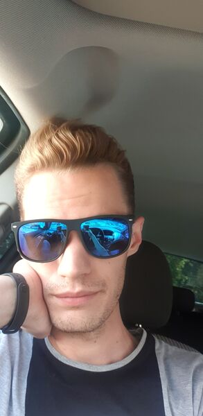  ,   Artur, 31 ,   ,   