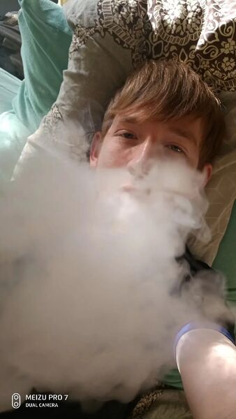  ,   Denis, 27 ,     , c 