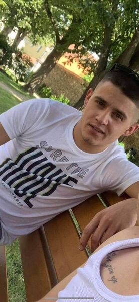  ,   Tudor, 27 ,   ,   