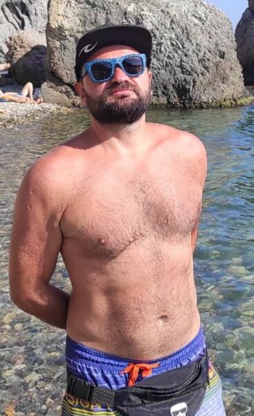  ,   Guru, 39 ,   ,   
