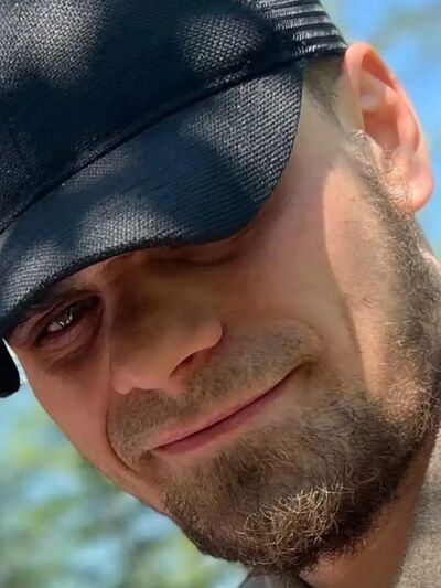  ,   Aleks, 32 ,   ,   