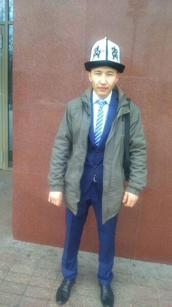 ,   Ruslan, 35 ,   ,   , c , 