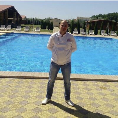  ,   Aleks, 41 ,   ,   
