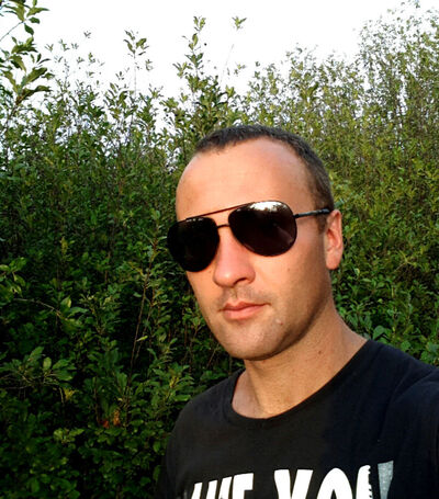  ,   John, 43 ,   