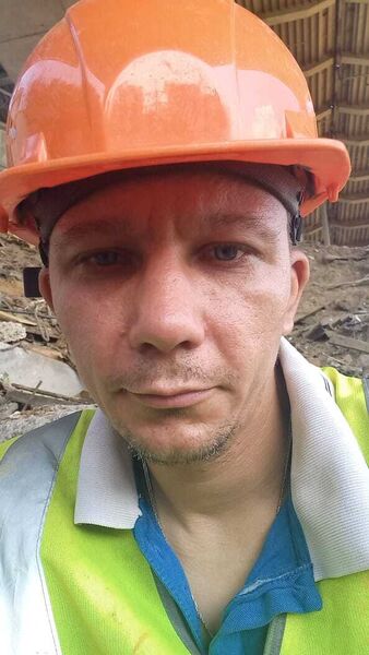  ,   Mixail, 40 ,   ,   , c 