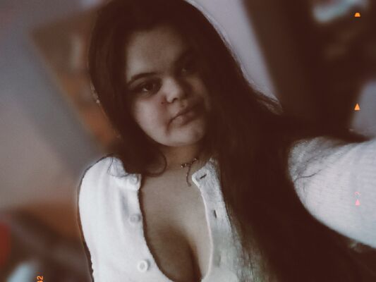  ,   Gaby, 18 ,   ,   