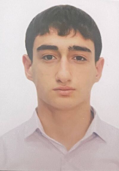  ,   Adil, 20 ,   ,   