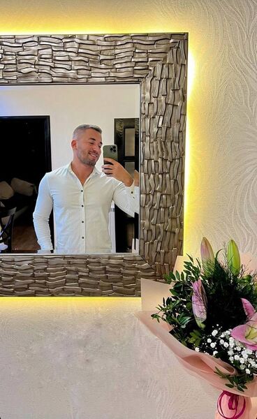  ,   Artem, 41 ,   ,   , c 