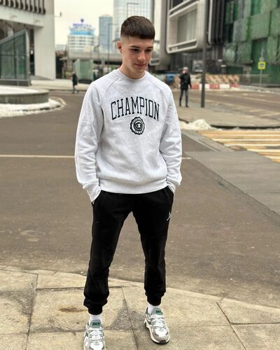  ,   Hayko, 28 ,   ,   