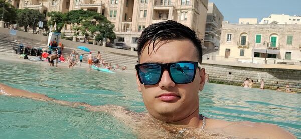  Malta,   Mishel, 26 ,   ,   , c 