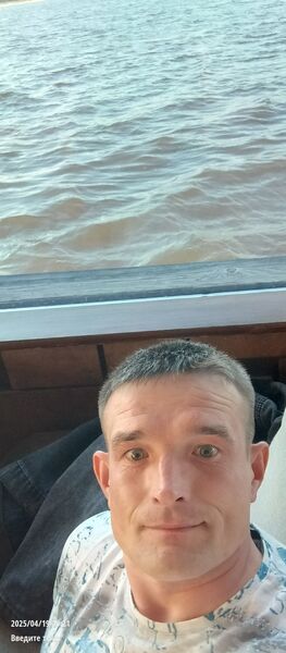  ,   Anton, 37 ,   ,   