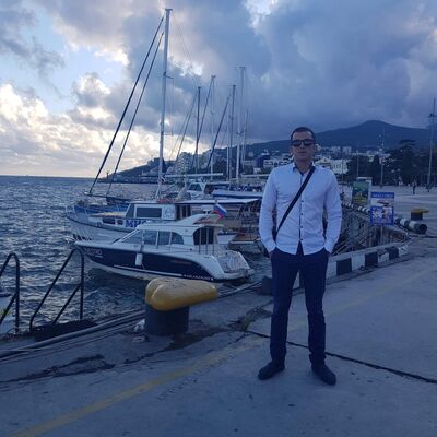  ,   Erik, 35 ,   ,   