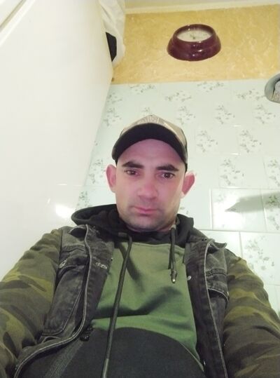  ,   Yuri, 36 ,   ,   
