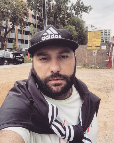 ,   George, 33 ,   ,   
