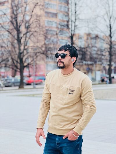  ,   Navneet, 29 ,   ,   