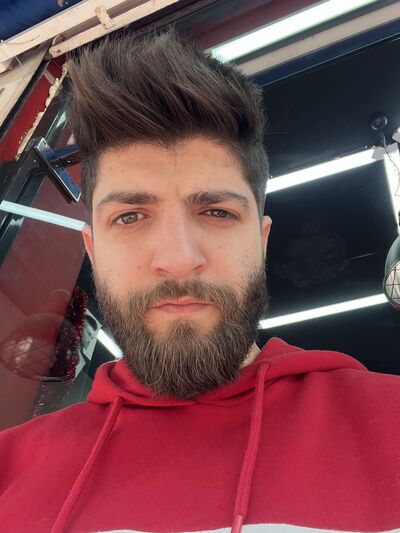  ,   Moh, 32 ,   ,   