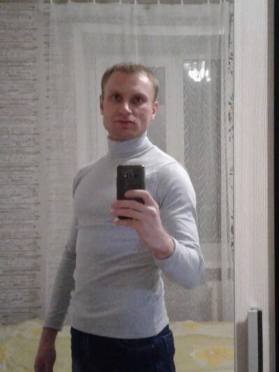 ,   Zhenya, 33 ,   ,   , c , 