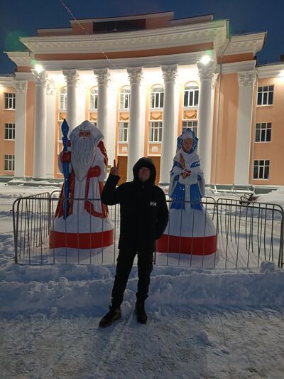  ,   Alexander, 40 ,   ,   , c 