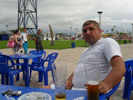  ,   Arman, 42 ,   
