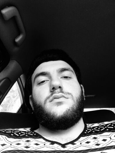  ,   Armen, 20 ,   ,   