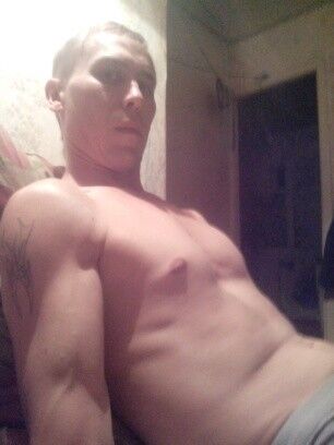  7397585  Dog, 39 ,    