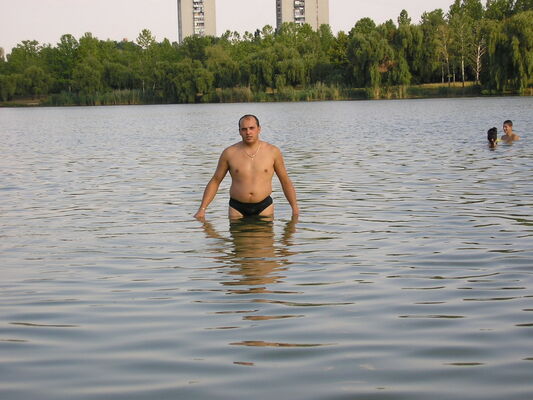  ,   Vasile, 42 ,     , c 