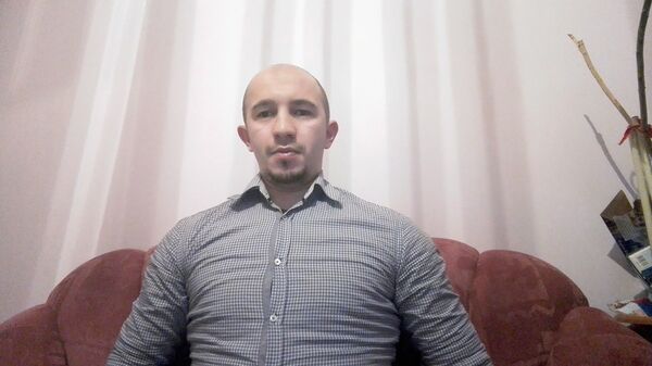  ,   Alex, 38 ,   