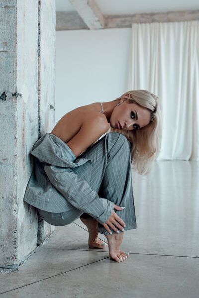  -,   , 27 ,   ,   
