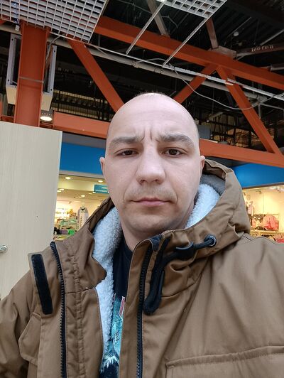  ,   Anton, 33 ,   ,   