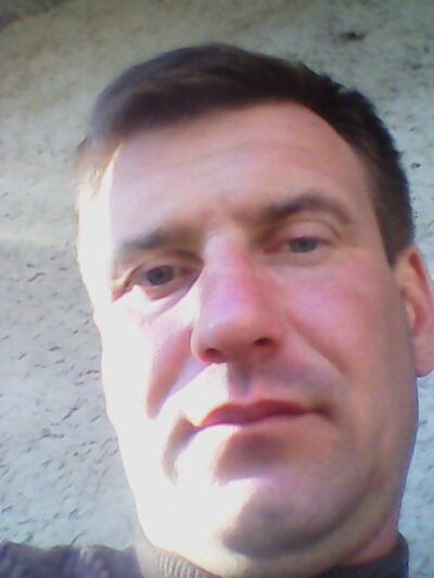  ,    maluk, 44 ,     , c 