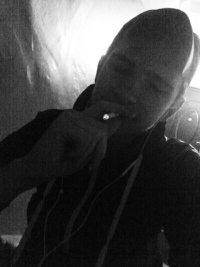   ,   Mishka, 25 ,   