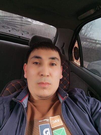  ,   Erlan, 37 ,   c 