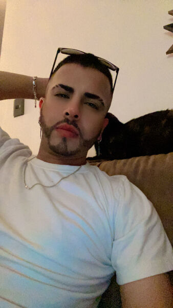  ,   Gonzalo, 30 ,   ,   