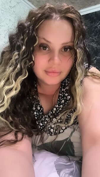  ,   Malika, 29 ,   ,   