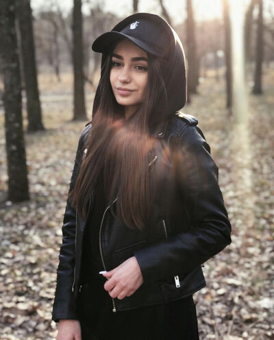  ,   Margarita, 24 ,   ,   , c 