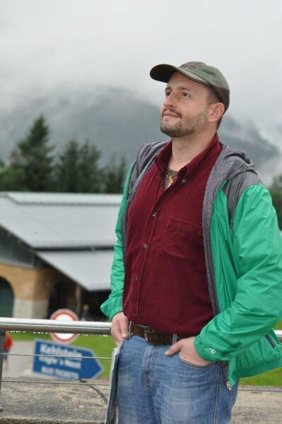  ,   Anton, 34 ,   , 