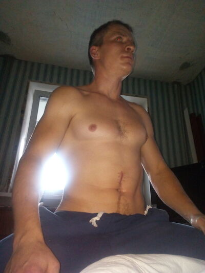  -,   Rom, 40 ,   ,   , c 
