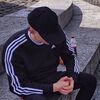  ,  Dima, 22