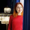  ,  Zulfiya, 26