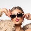  ,  Malinka, 28