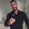  ,  Stephane, 33