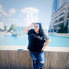  ,  Adela, 23
