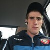  ,  Viktor, 32